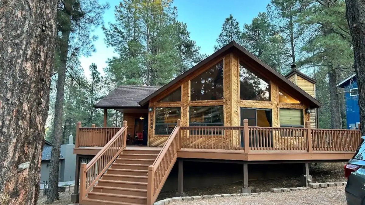 Kachina Village Cabin | Woodrow’s Cabinnn