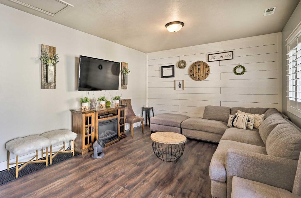 Woods Cross House | Woods Cross Vacation Rental with Hot Tub!