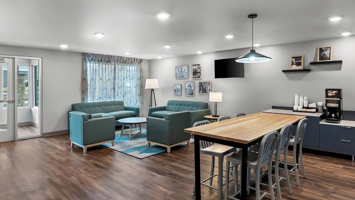 Newington Hotel | Woodspring Suites Newington - Hartford South