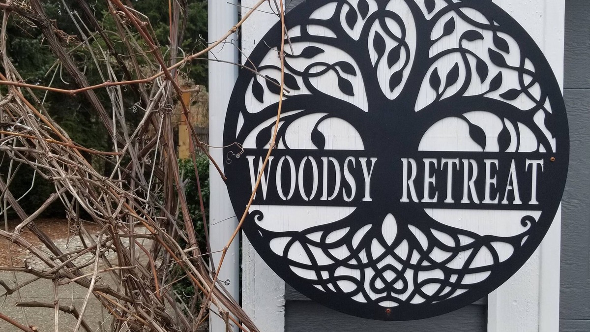 Lacey House | Woodsy Retreat has the trail to the temperate rain forest, and outdoor spa.