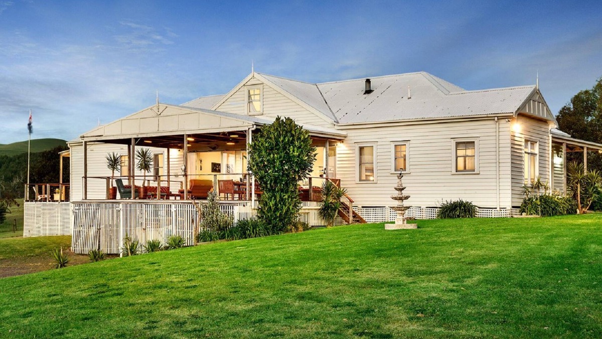 Woolamai House | Woolamai Park Suits 2-3 Families LARGE 7 Bedrooms