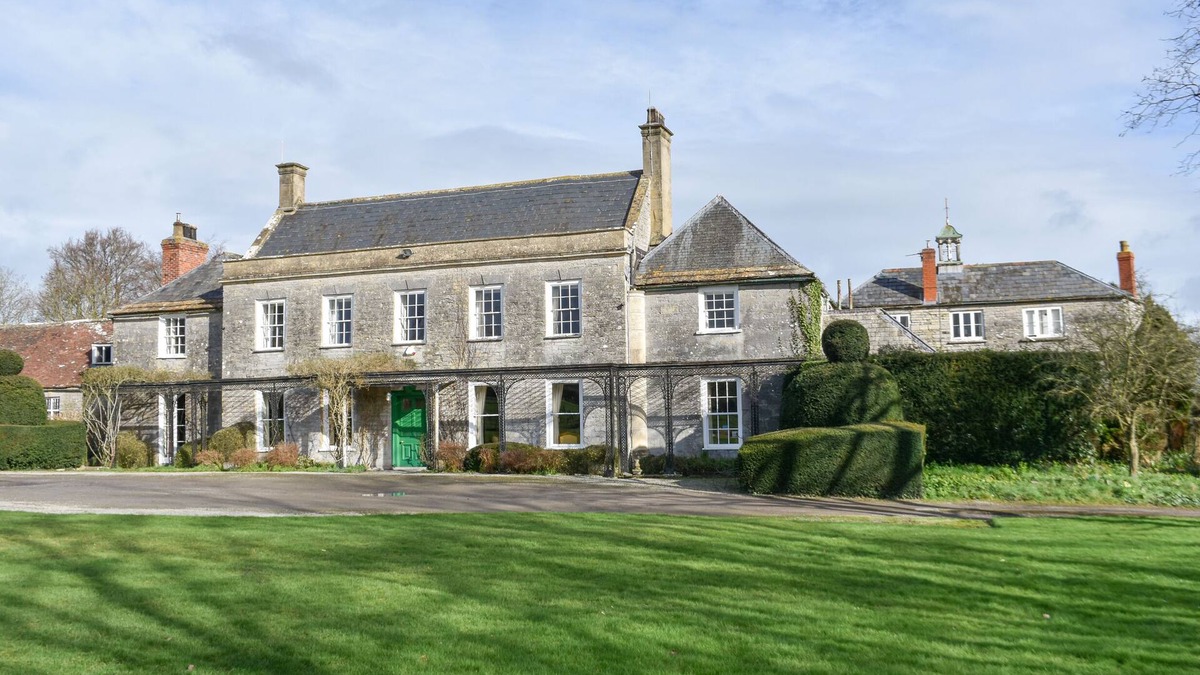 Glastonbury Cottage | WOOTTON HOUSE, pet friendly, with pool in Butleigh Wootton