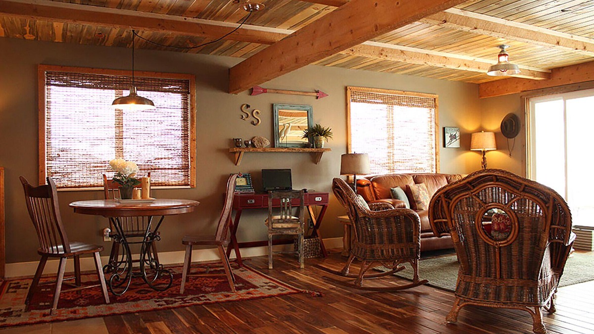 Heeney Cabin | Work and Play Retreat - High Speed WiFi - 30 Day min. stay - Incredible Views