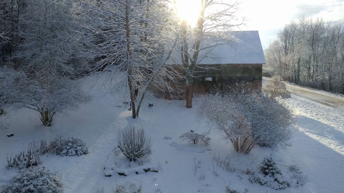 Chester House | Work, Ski, Relax - Big Restored 1860s Farmhouse