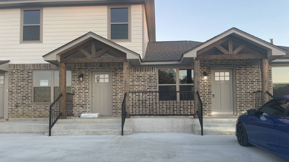 Lakeview  Jefferson County Apartment | Working man’s haven, right off golf course.