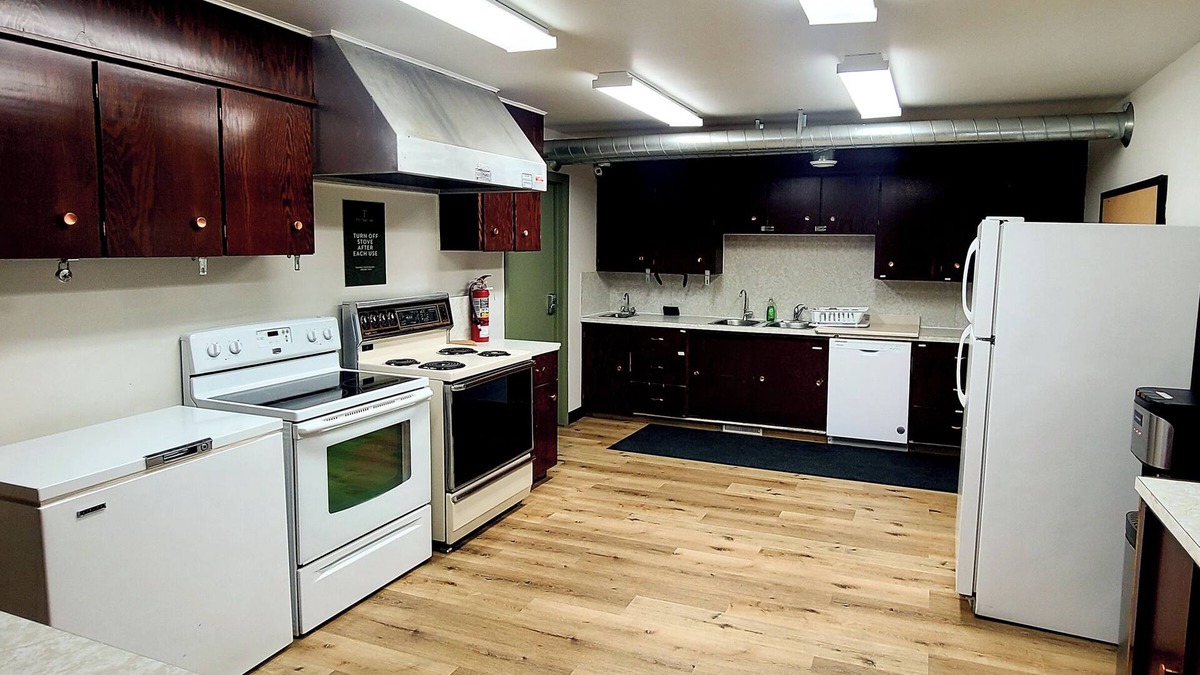 Saskatchewan Hotel | WorkStay Lodging - Yarbo, SK - Near Esterhazy & Mosaic K1, K2, & K3