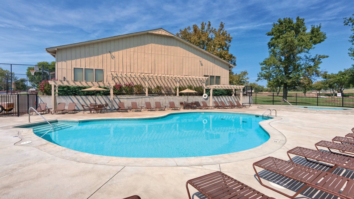 Afton Hotel | WorldMark Grand Lake
