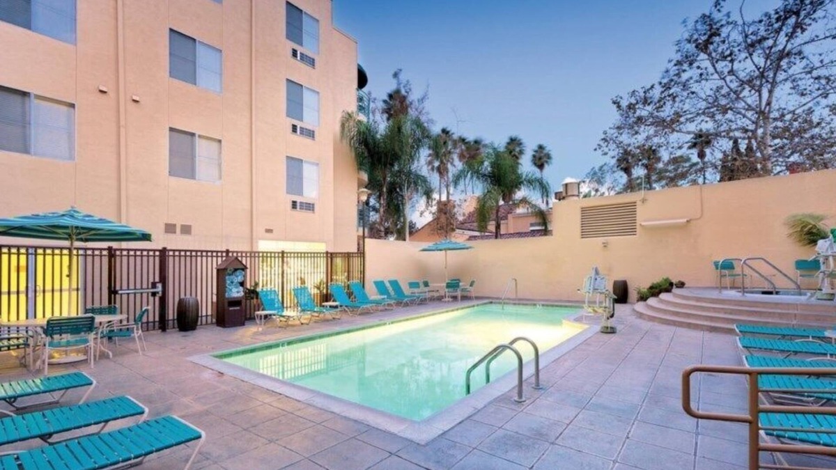 Mission Valley Hotel | WorldMark Mission Valley - 1 Bedroom Accessible