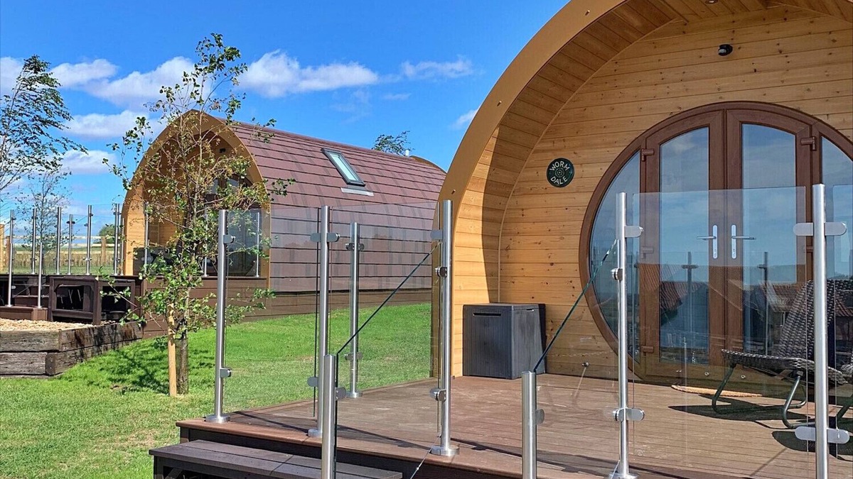 Low Catton Ski Chalet | Worm Dale