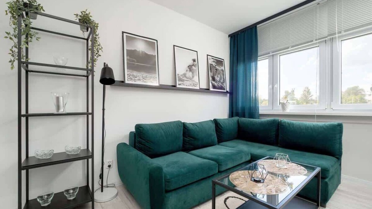 Baluty Apartment | Woronicza | Bright Apartment | Smart TV | 180 m to the train station
