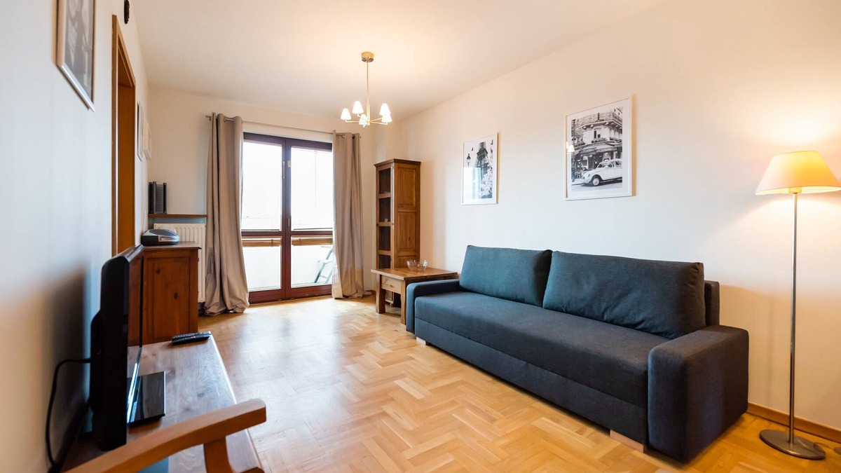 Mokotow Apartment | Woronicza Homey Wooden Apartment