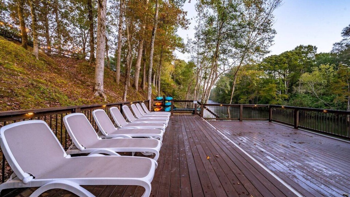 Broken Bow Cabin | Worth the Wait ~ Riverfront cabin with hot tub, game room, play set and views!