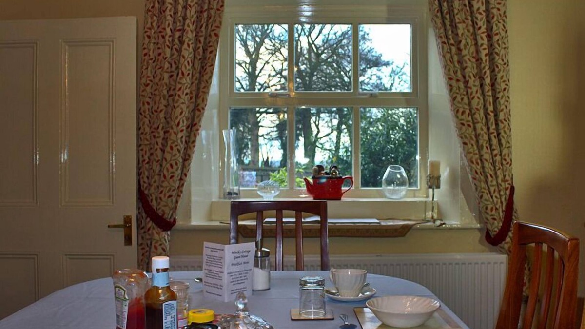 Wortley House | Wortley Cottage Guest House