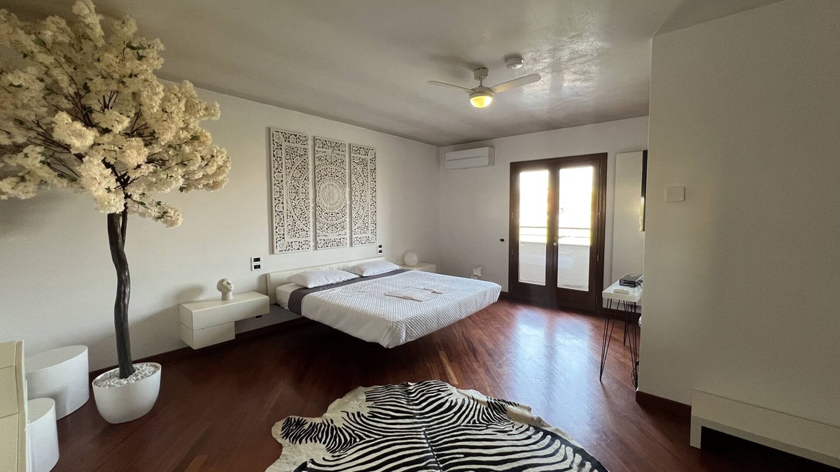 Romano d'Ezzelino Villa | Wow House