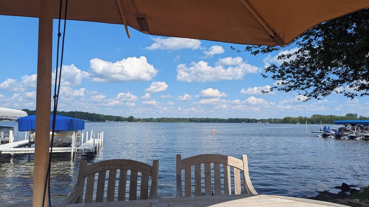Pierceton House | Wow the View! Prime Location on Big Barbee Waterfront