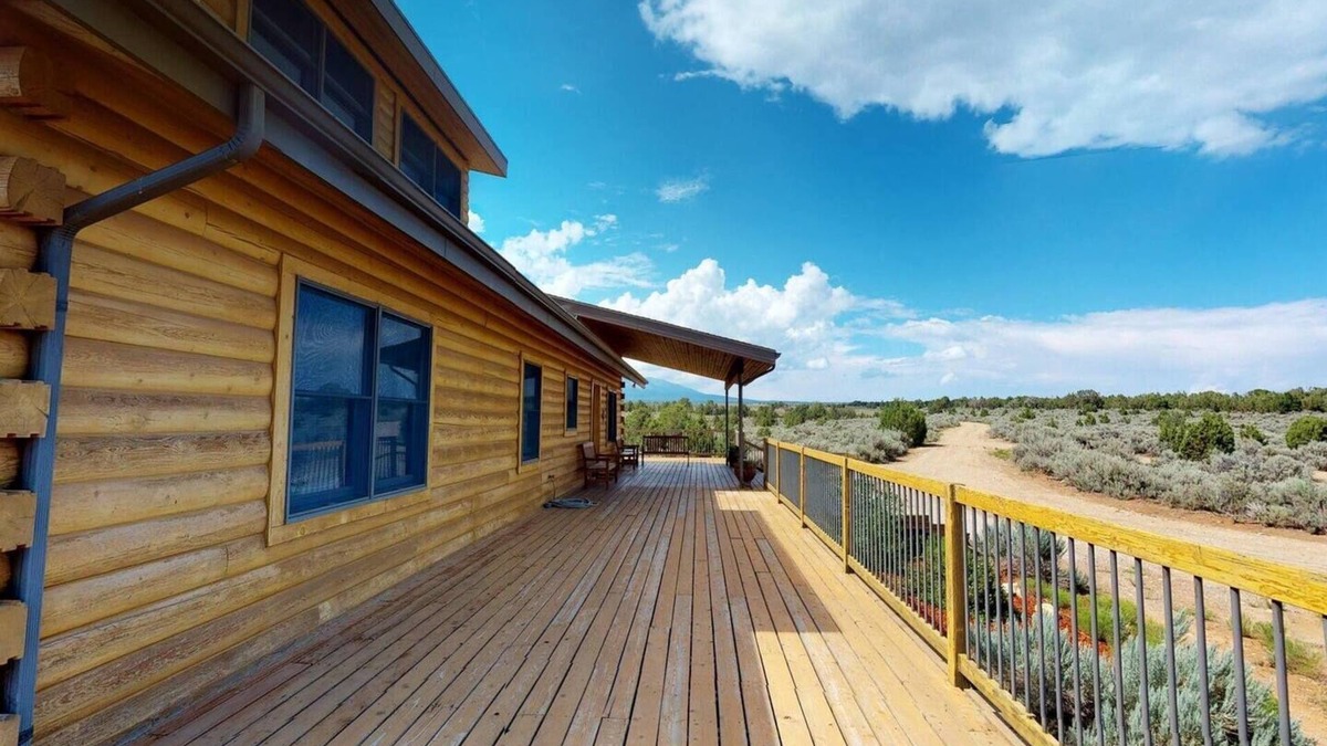 Blanding Cabin | Wrap Around Deck, Mustang Mesa Cabin