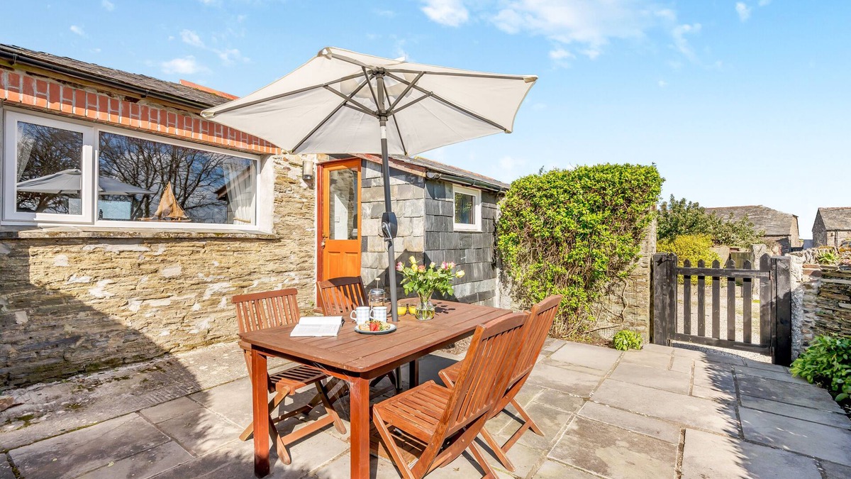 Padstow House | Wren Cottage - One Bedroom House, Sleeps 2