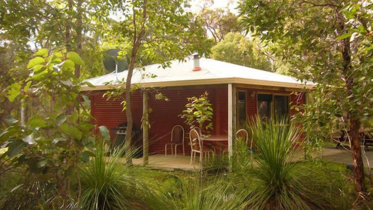 Deepdene Ski Chalet | Wrenwood Chalets (chalet 2)