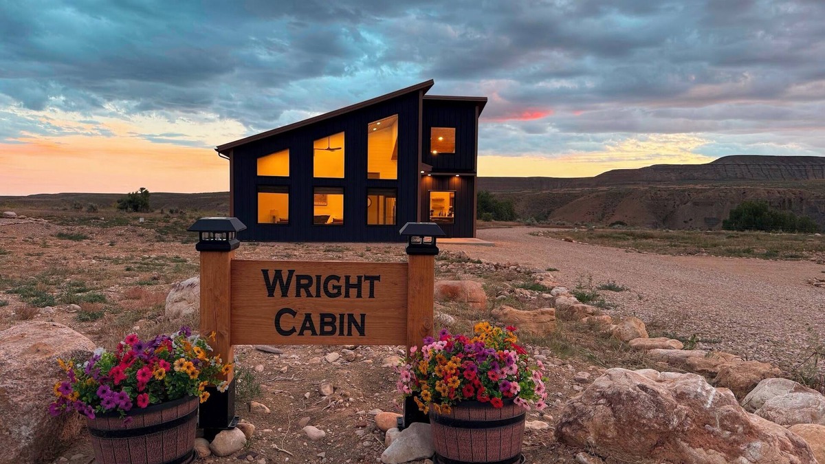 Shell Cabin | Wright Cabin at Ever Sky Ranch