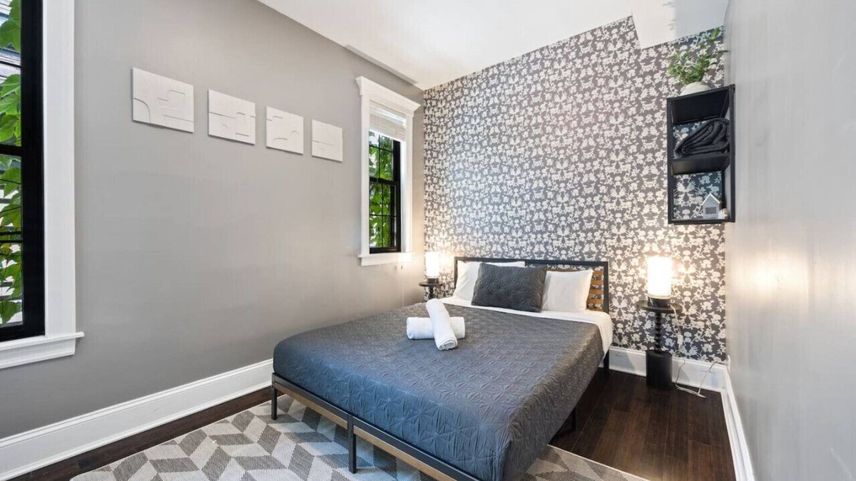 Wrigleyville Bed & Breakfast | Wrigleyville Suites Room 3