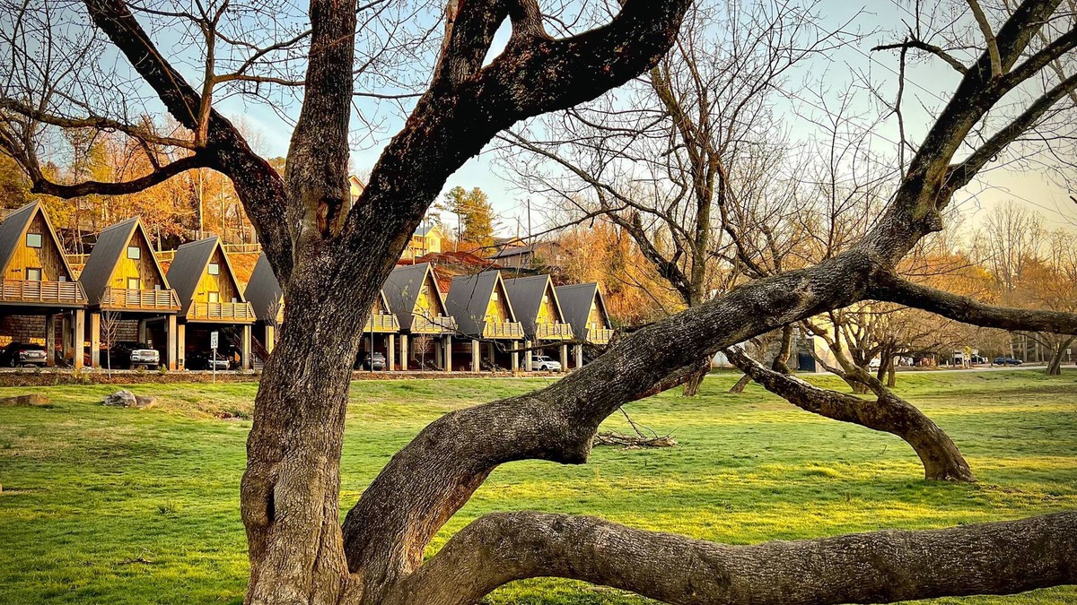 Asheville Cabin | Wrong Way River Lodge & Cabins