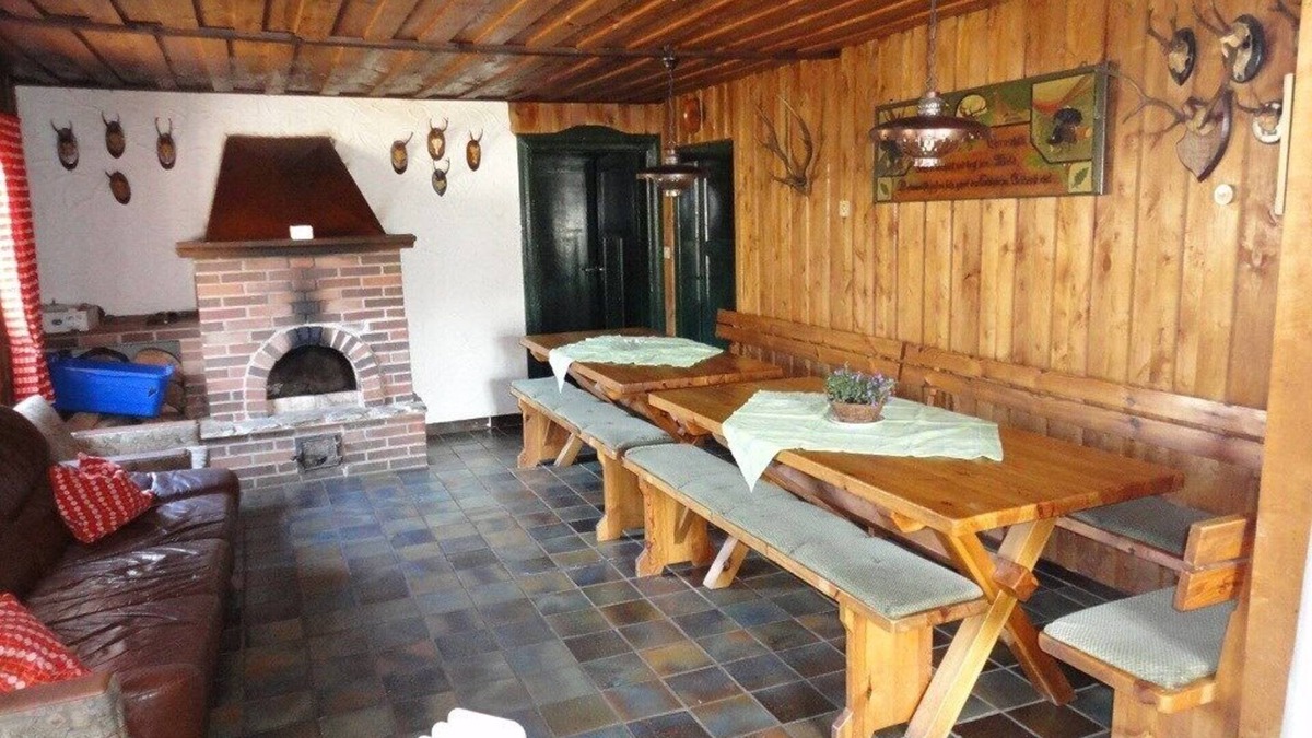 Tirschenreuth Apartment | Wunderschöne Unterkunft in Alleinlage am Angelweiher