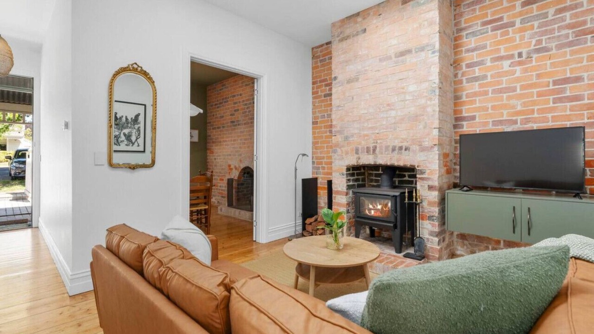 Soldiers Hill House | Wurr-Wurrin Soldiers Hill Cottage - close to CBD