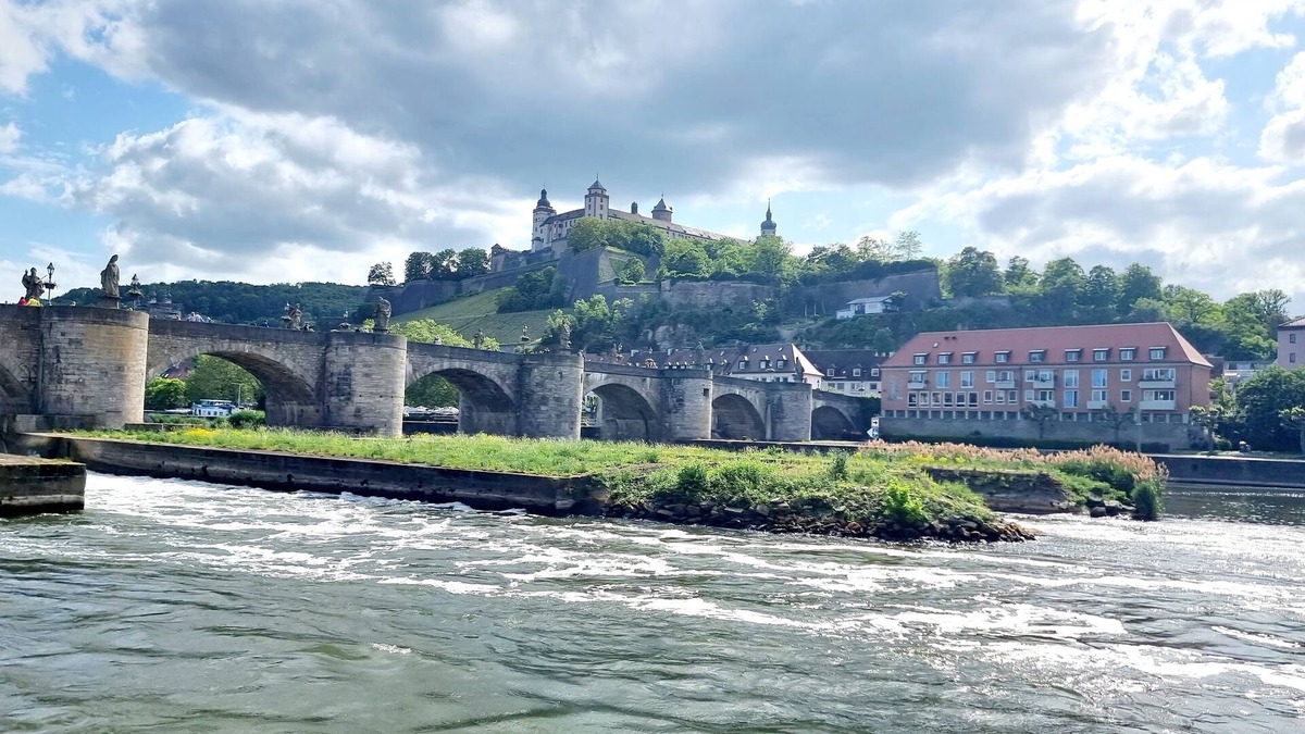Wurzburg City Centre Apartment | Würzburg city center with garage