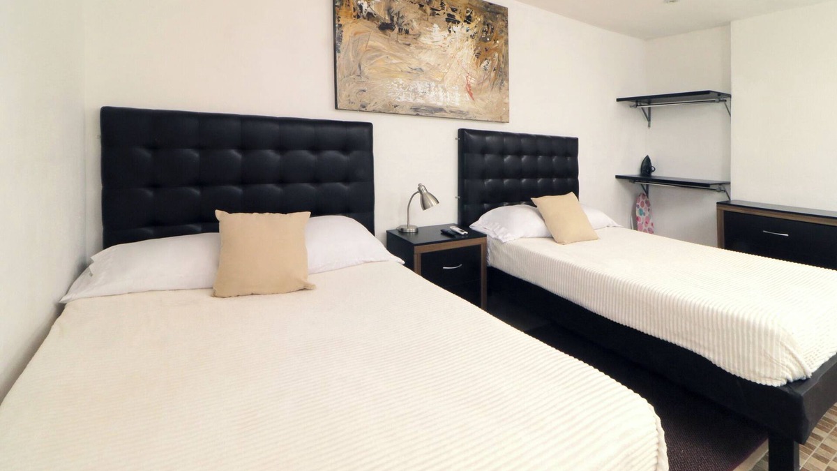 Apodaca House | www.suitesapodaca.com , near Monterrey Airport and Industrial Parks