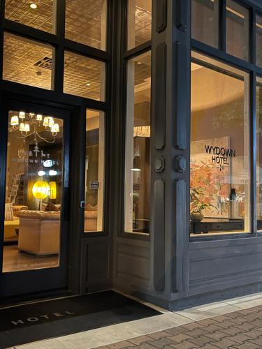 St. Helena Hotel | Wydown Hotel