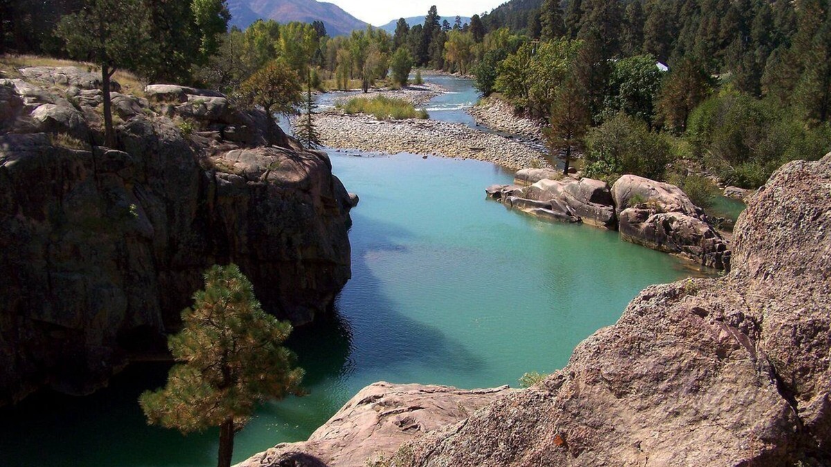 Trimble Cottage | WYLD Glass Caves Durango