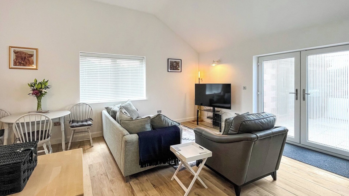 Ainstable Cottage | Wyn Shiels Hide Away
