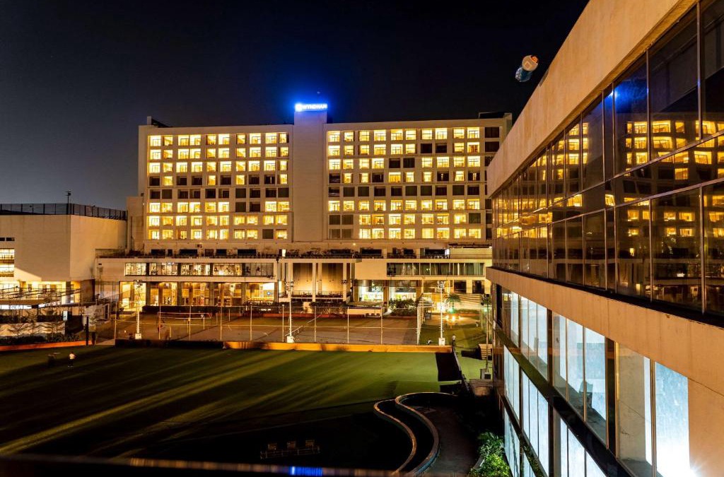 Sanand Hotel | Wyndham Ahmedabad Shela