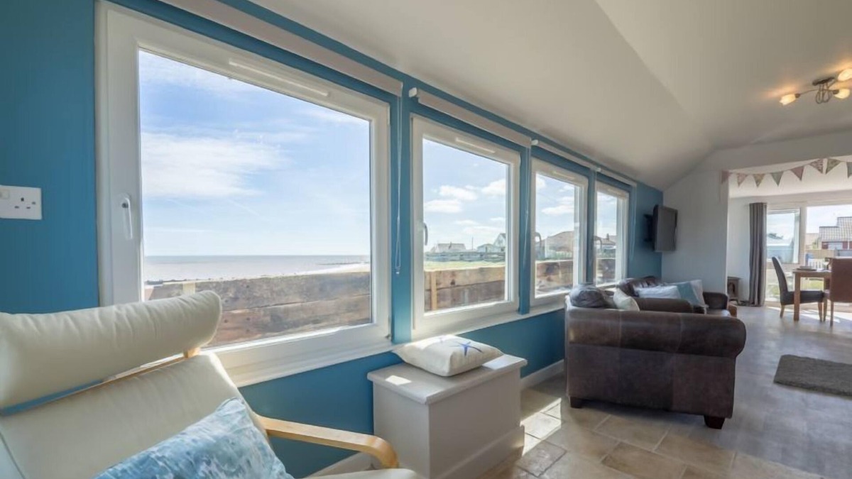 Walcott House | Wyndham Beach House, Walcott, Norfolk