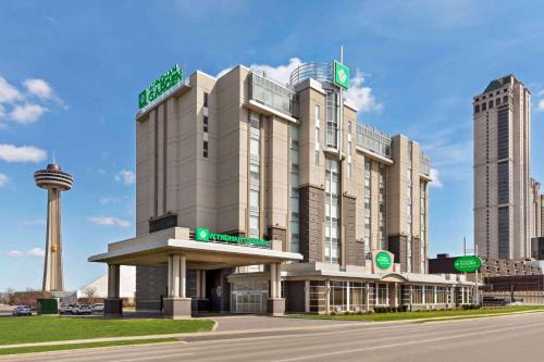 Fallsview Hotel | Wyndham Garden Niagara Falls Fallsview