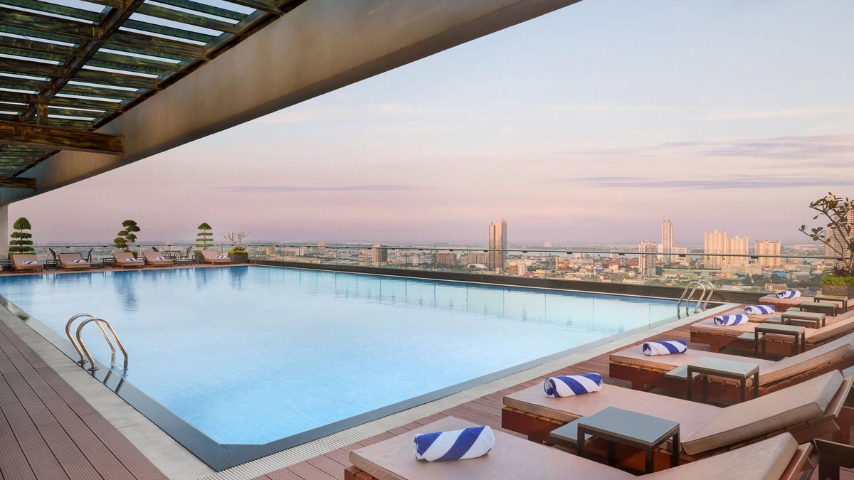 Daun Penh Hotel | Wyndham Grand Phnom Penh Capital