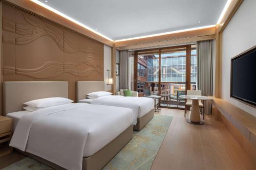 Xinchang County Hotel | Wyndham Grand Xinchang Downtown