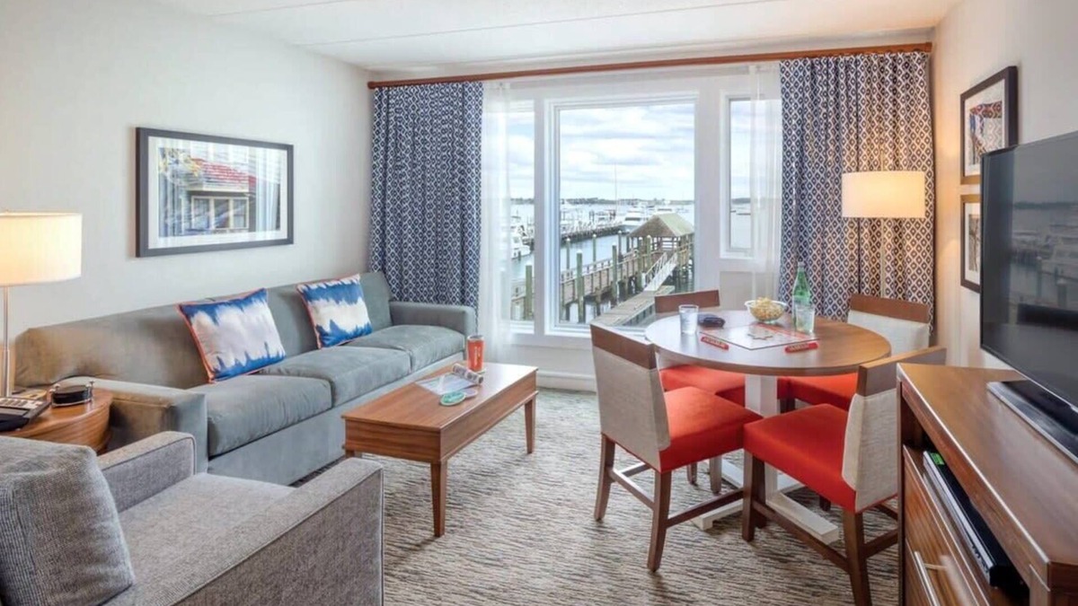 Yachting Village Condo | Wyndham Inn on the Harbor | 1BR/1BA Queen Suite