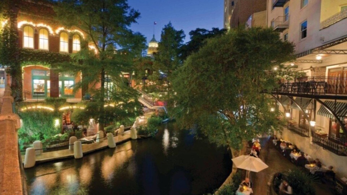 Downtown San Antonio Condo | Wyndham Riverside Suites - 2 Bedroom Condo