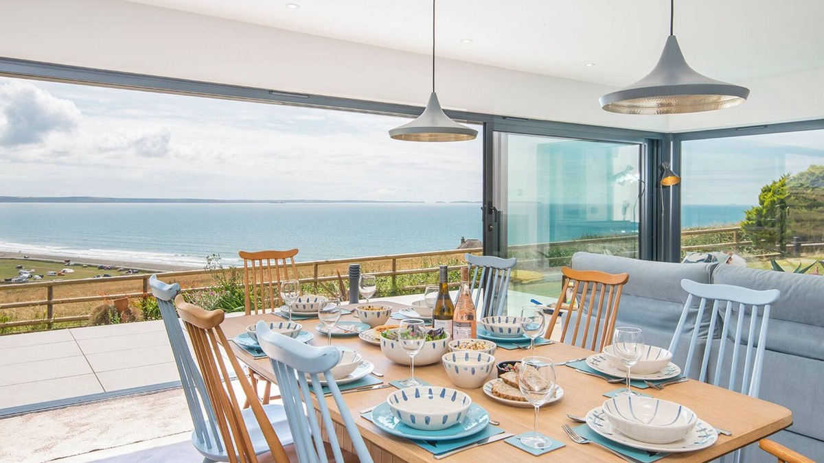 Penycwm Cottage | Wyndhurst, Holiday Cottage Newgale, Sleeps 8, 4 bedrooms, bathrooms