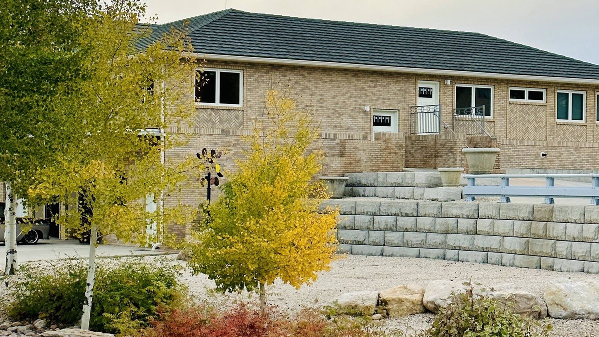 Casper House | Wyoming views - Spacious Home on beautiful gated grounds