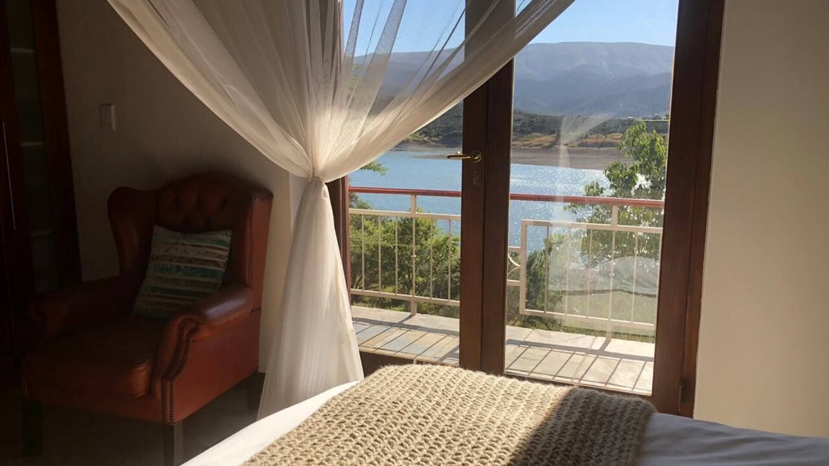 Montagu House | Xairu at Le Domaine Eco-Reserve (Country living)
