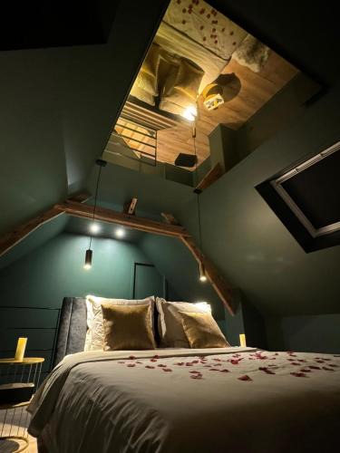 Oppy House | Xclusif Love room