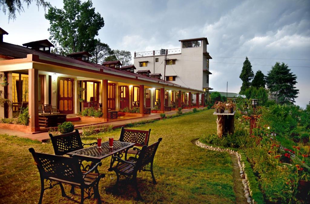 Chiliyanaula Resort | Xomotel Ranikhet Heights