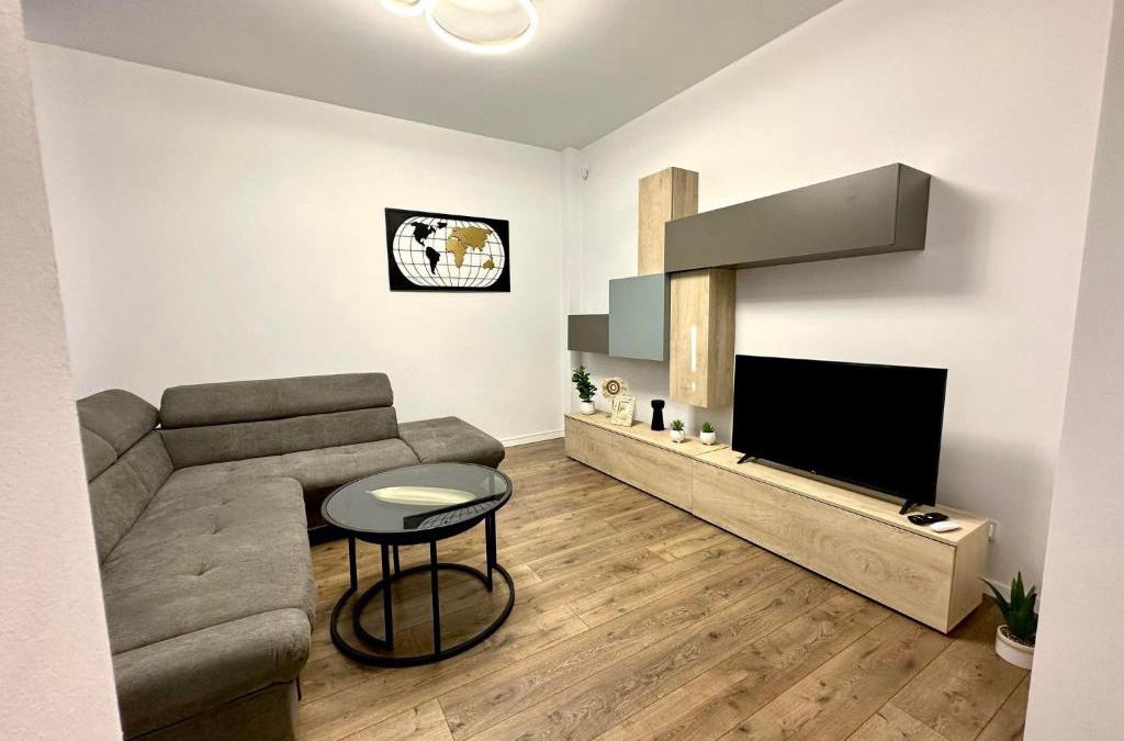 Sector 5 Villa | XOX Villa House & Garden Bucharest