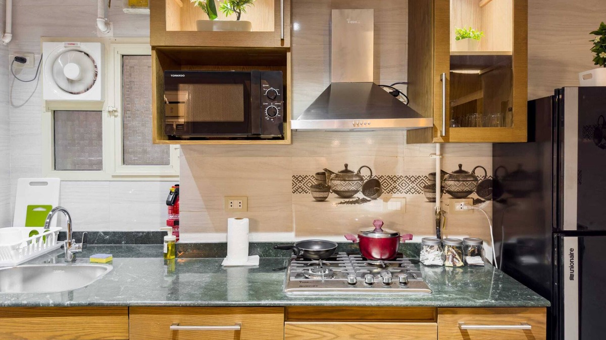Heliopolis Apartment | Xuru Stays I The Hospitable 2bdr Apt. 5 min From CAI Airport