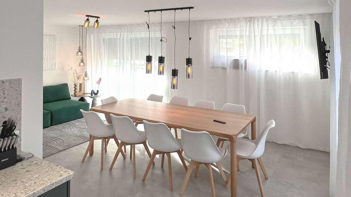 Schafhof Apartment | Xzllenz: House 100qm | 2 bath | parking | central