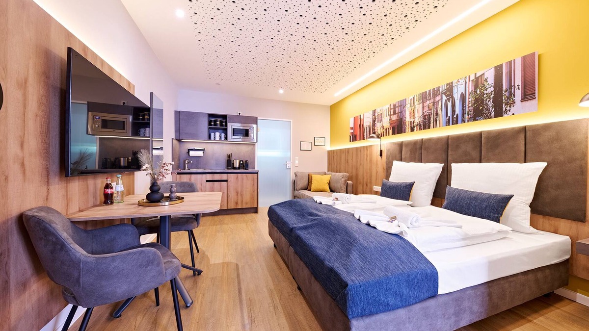 Schafhof Apartment | Xzllenz: Smarttv | Parking | Subway | Private | 3s