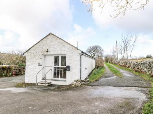 Bont Newydd House | Y Buarth