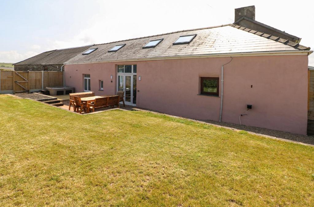 Haverfordwest House | Y Felin